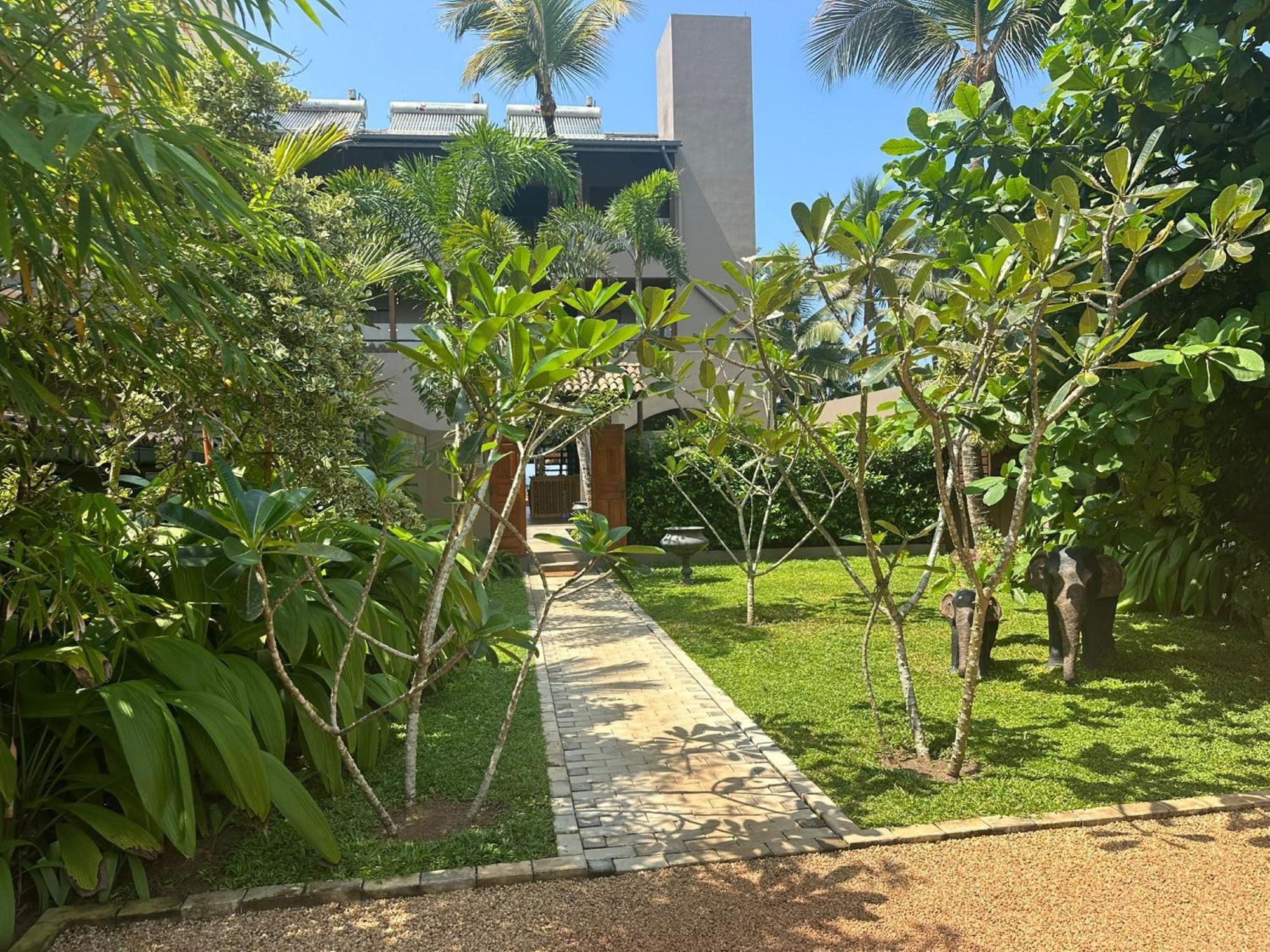 Bk Beach Boutique Hotel - Hikkaduwa Zewnętrze zdjęcie