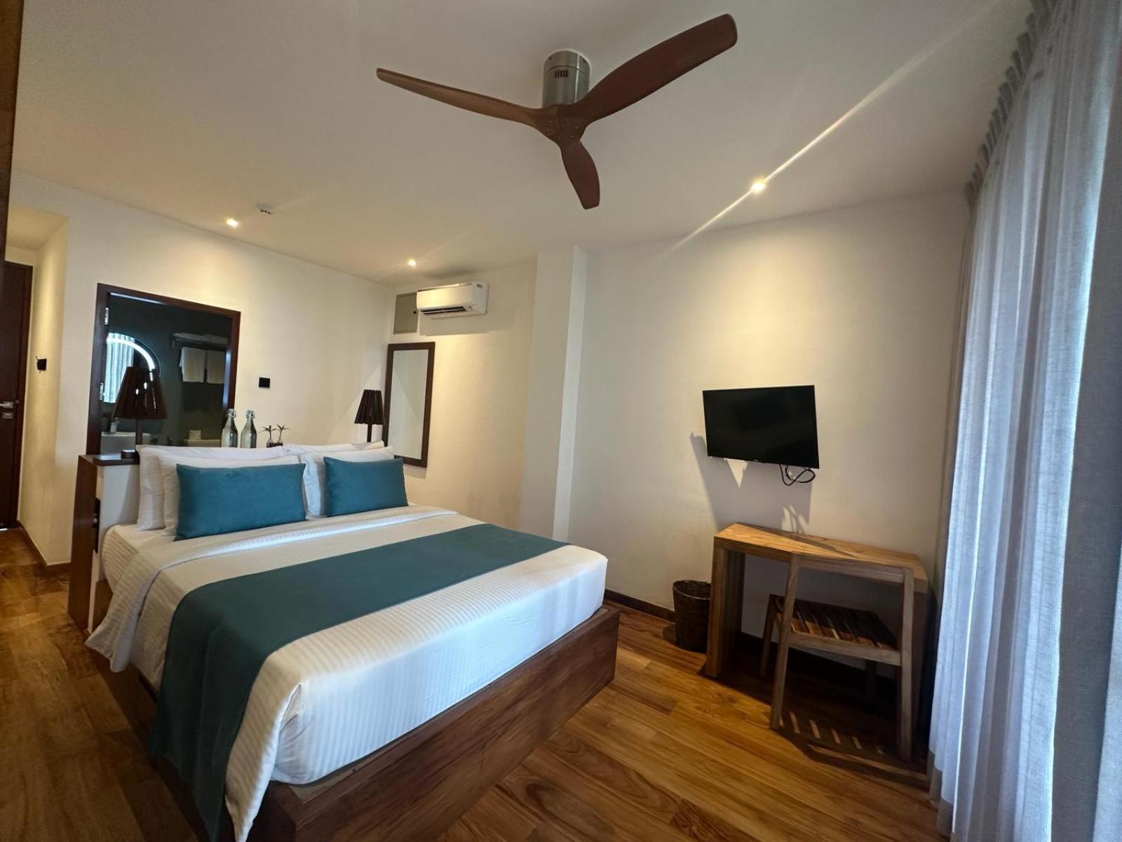 Bk Beach Boutique Hotel - Hikkaduwa Zewnętrze zdjęcie