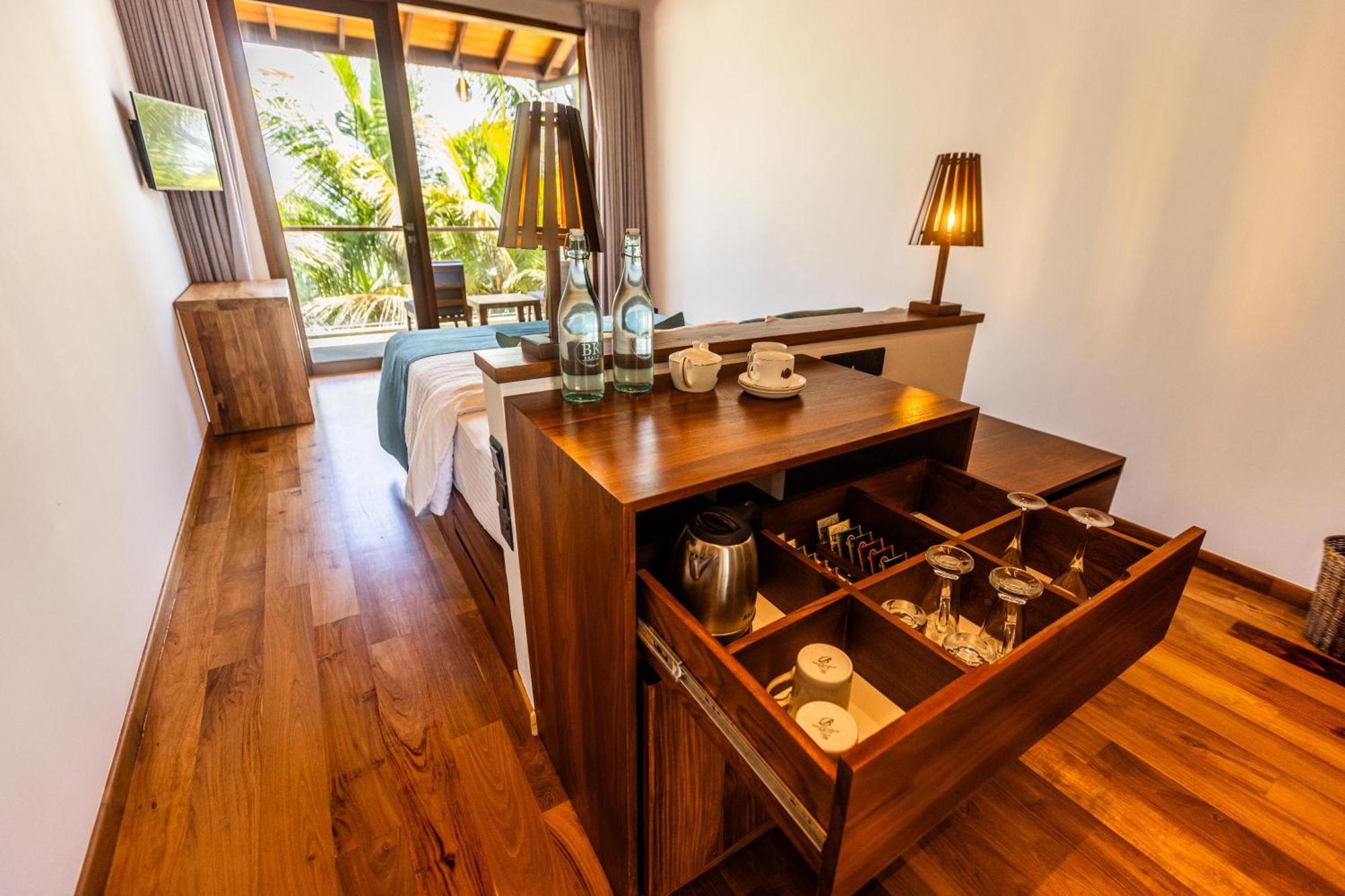Bk Beach Boutique Hotel - Hikkaduwa Zewnętrze zdjęcie